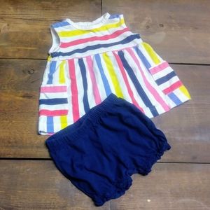 Baby Girl two piece flowy top with bubble bbottoms
